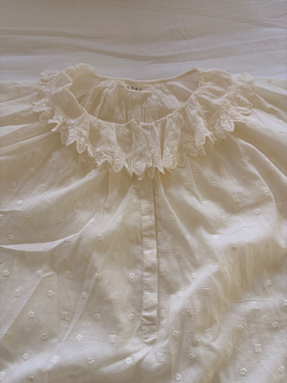 Doen Ruffle Blouse - Picture 3 of 6